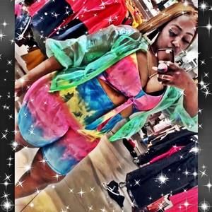 Meet your Posher, Jasmine